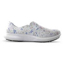 Load image into Gallery viewer, Grip&comfy Non Slip Shoes for Women - Printed Medical Health Care Workers Slip on - Comfortable Waterproof Walking Clogs